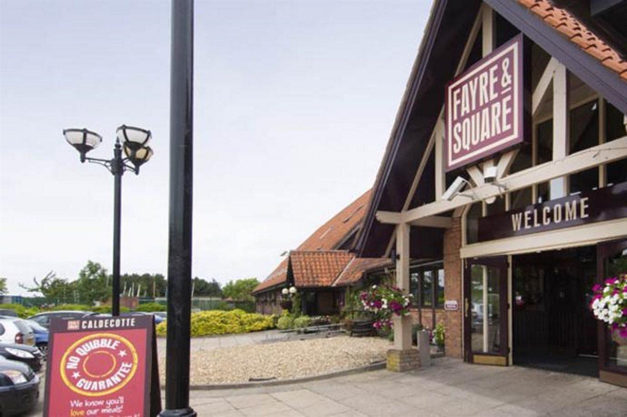 Premier Inn Milton Keynes South Esterno foto