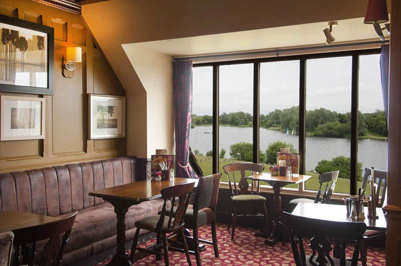 Premier Inn Milton Keynes South Esterno foto