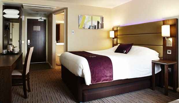 Premier Inn Milton Keynes South Esterno foto